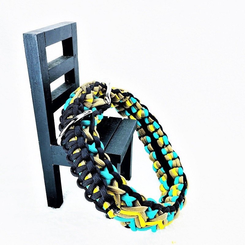 [公式]パラコードマクラメ編み＃130No160イエロー・オーキッドブルー・茶の大型犬首輪