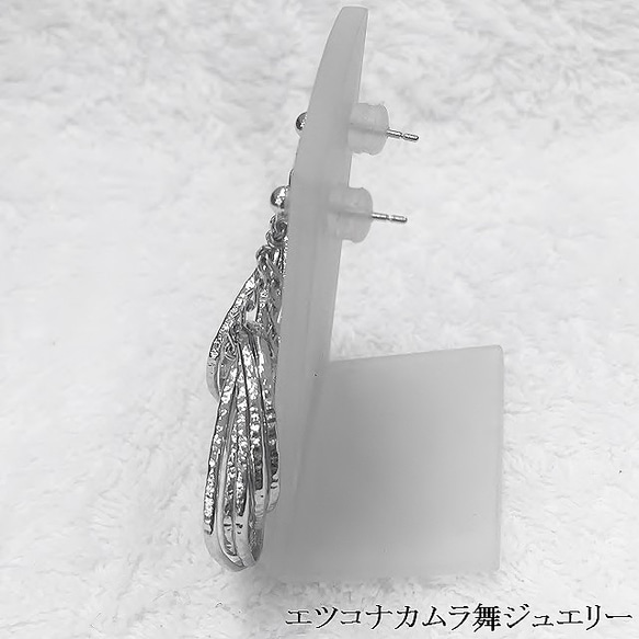 シルバー六連もの四角ピアス 3枚目の画像