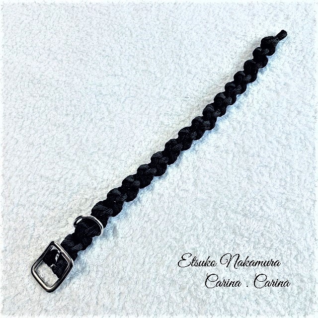 パラコードマクラメ編みNo4中、小型犬用首輪