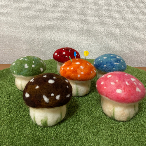 送料無料】きのこのピンクッション その他インテリア雑貨 きのこの国の 