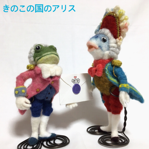 IKU 羊毛フエルト　ハンドメイド　ベレー帽　不思議の国のアリス 羊毛フェルト 不思議の国のアリス リース - Ran-ran's GALLERY