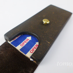 tomori の絆創膏携帯用こばこ（革ひもなし）　こげ茶 3枚目の画像