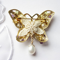 アンティークジュエリー風　蝶のブローチ2 4枚目の画像