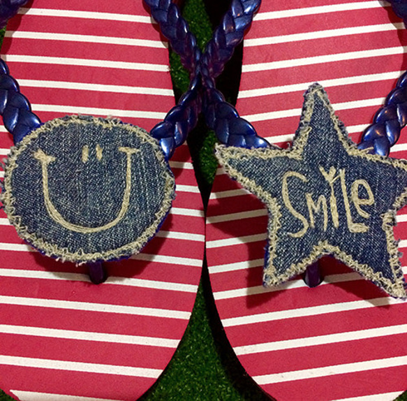 牛仔微笑明星沙灘涼鞋（紅） 第5張的照片