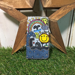 【受注生産】クジラの冒険刺繍オールデニムVerスマホケース（iPhone6/6s,7/8/SE2,12mini用） 1枚目の画像