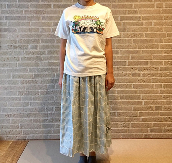 クジラ＆レインボーTシャツ 3枚目の画像