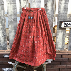 班丹納花型法蘭絨拉絨裙 第2張的照片