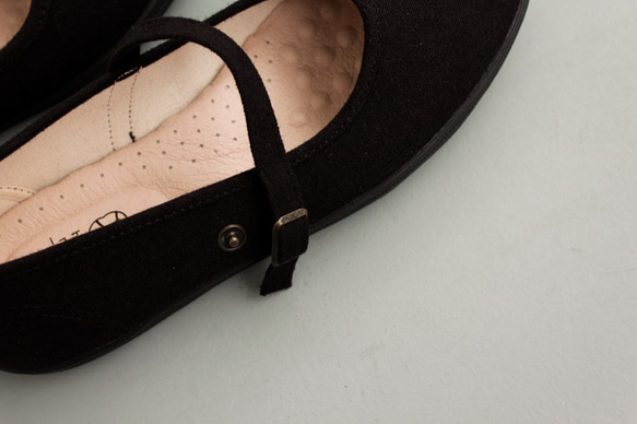 毎日履きたくなる大人の着回しシューズ・ストラップシューズ【シックブラック】 靴 シューズ 12枚目の画像