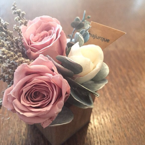 ＊natural Preserved Flowers mini* flowers cake＊MJ051 1枚目の画像