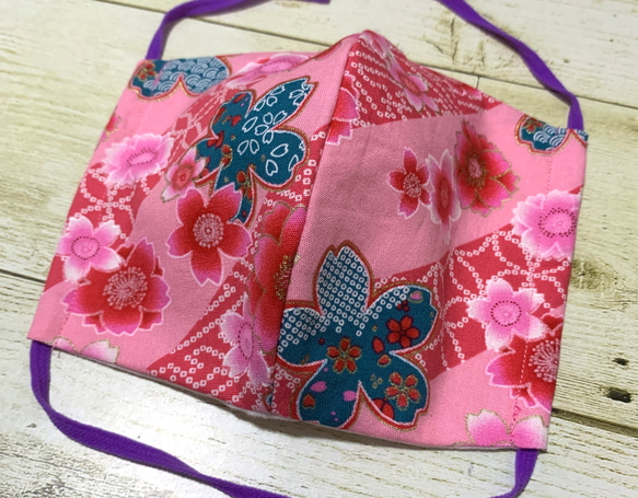 【接触冷感　クール生地】ハンドメイド　布　マスク　立体【和柄：桜】C-M296 1枚目の画像