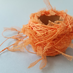 「チュールヤーン(ビビッドオレンジ)」素材糸　引き揃え糸 1枚目の画像