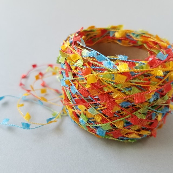 B116「フラッグヤーン(トロピカルミックス)」素材糸　引き揃え糸 1枚目の画像