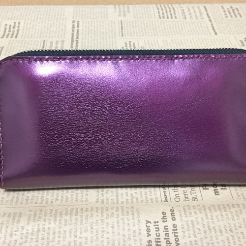 本革 オールレザー エナメル質メタリックパープル&ブラック レザー