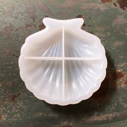 【お皿が作れる】貝殻のお皿のシリコンモールド　トレイ　大サイズ  2液レジン推奨 2枚目の画像