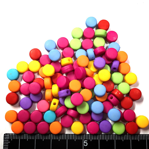 100個】ビビットカラーのラバービーズ サークル 8mm 両穴 ビーズ 資材 