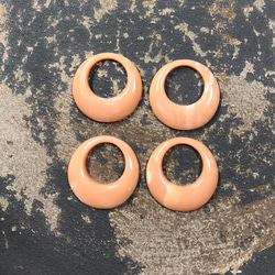 【4個】プラスチック製マーブル模様のリングパーツ   オレンジ 1枚目の画像