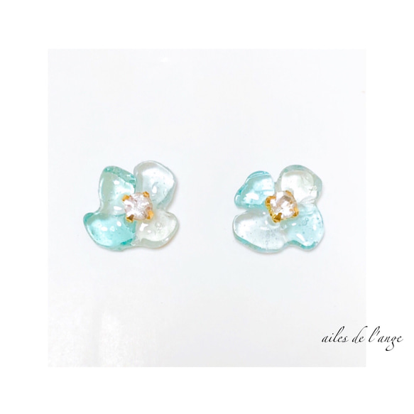 no.695 - seaglass ＊ rhinestone flower pi/ea 1枚目の画像