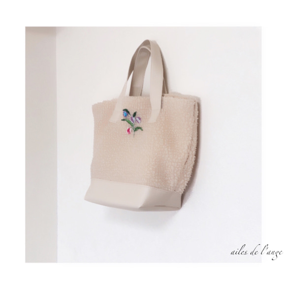 no.803 - embroidery ＊ boa fabric lunchbag 2枚目の画像