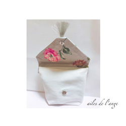 【SOLDOUT】no.279 - flower ＊ tussel remake white purse 2枚目の画像