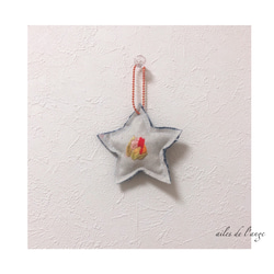 no.596 - flower embroidery ＊ star charm ② 1枚目の画像