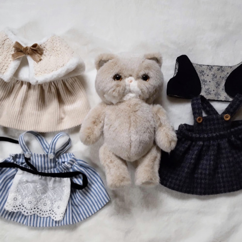 ぺちゃんこにゃんこのぬいぐるみ（teddy bearタイプ））※Annie