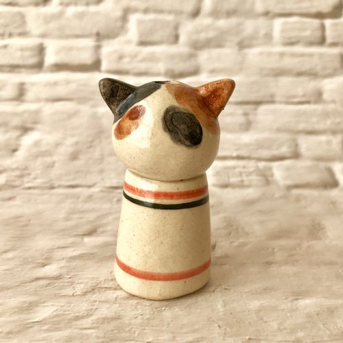 くぼともこさん コンガリ舎 三毛猫ちゃんの一輪挿し くぼともこさん