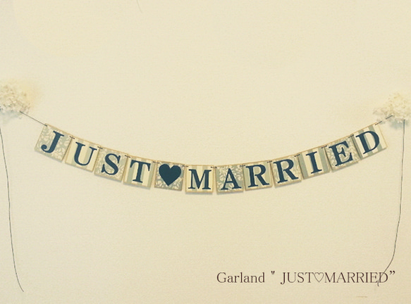 ウェディング　結婚式　JUST　MARRIED ガーランド/バナー　ゴールド枠 1枚目の画像