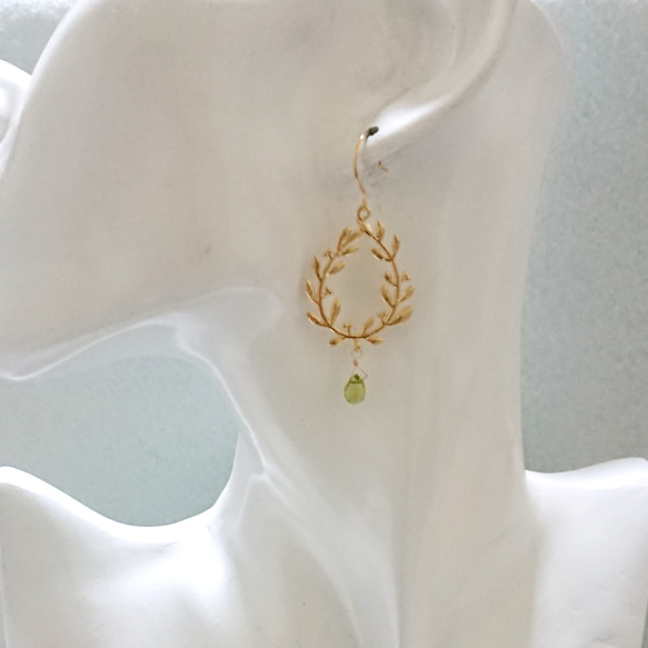 月桂樹と宝石質ペリドットのピアス/イヤリング 5枚目の画像