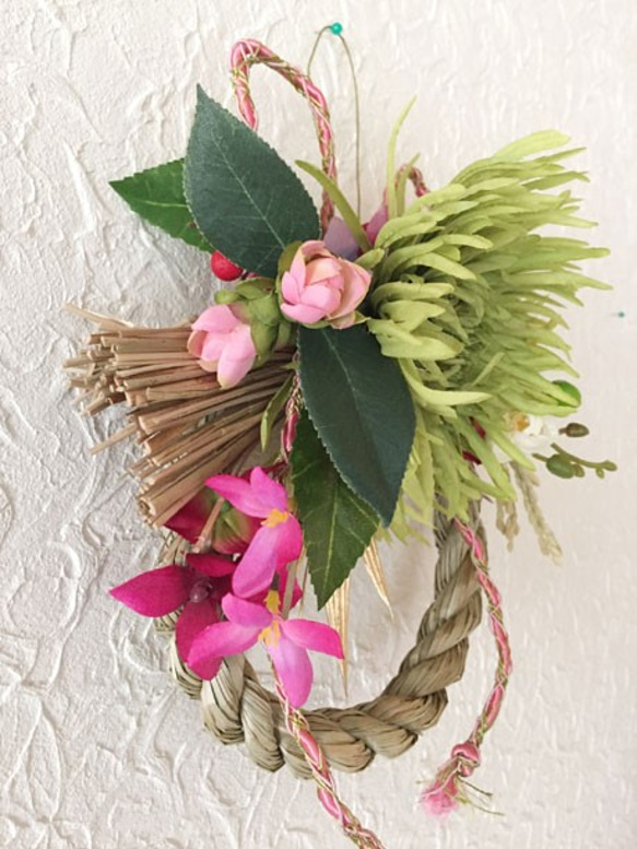 新春の風　グリーンの菊のしめ縄飾り 3枚目の画像