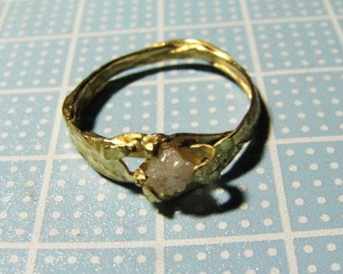 K18 もこっとした膨らみがお洒落な一粒ダイヤモンドリング　9号 K18 もこっとした膨らみがお洒落な一粒ダイヤモンドリング 9号 K18