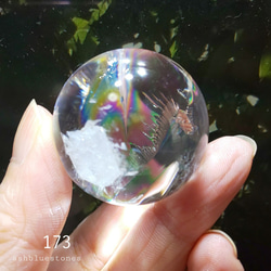 レインボー水晶 スフィア 34.5mm 58.1g(173) 5枚目の画像