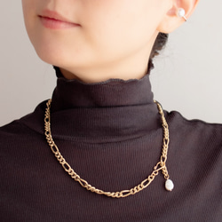 守護の石】神居古潭石『飛龍』☆ブラック☆ペンダントトップ 精麻より