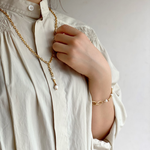 coral & chain k24純金 珊瑚とヴィンテージパーツネックレス