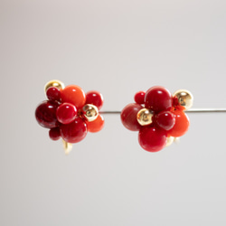 red berries 　‐ヴィンテージビーズの耳飾り　14kgfピアス・イヤリング 1枚目の画像