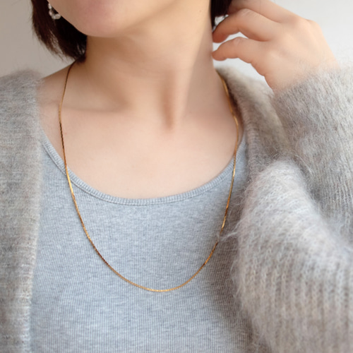 再入荷　k18YG スネークチェーン　重さ4.29g ネックレス　新品 楽天市場】k18 スネーク ネックレス（ネックレスチェーン