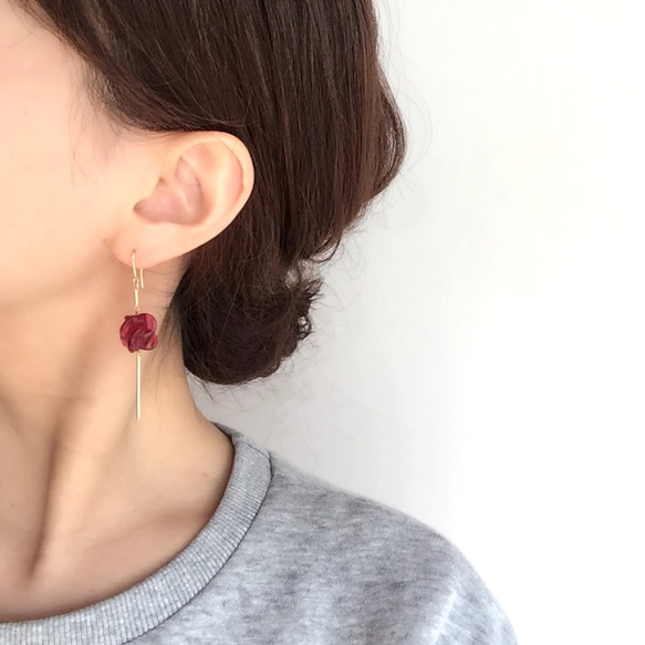 petals 14kgf pierces or earlings 第3張的照片