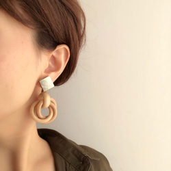 pure  【14kg pierces or earrings】 第3張的照片