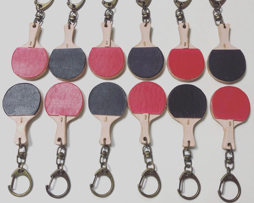 Nancy様■13個#卓球#キーホルダー#ラケット#レザー#ハンドメイド #名入 卓球 ラケット ボール キーホルダー 名入れ チーム名 卒業 記念品