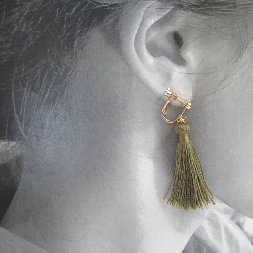 タッセル ピアス/イヤリング イヤリング・ノンホールピアス mei 通販