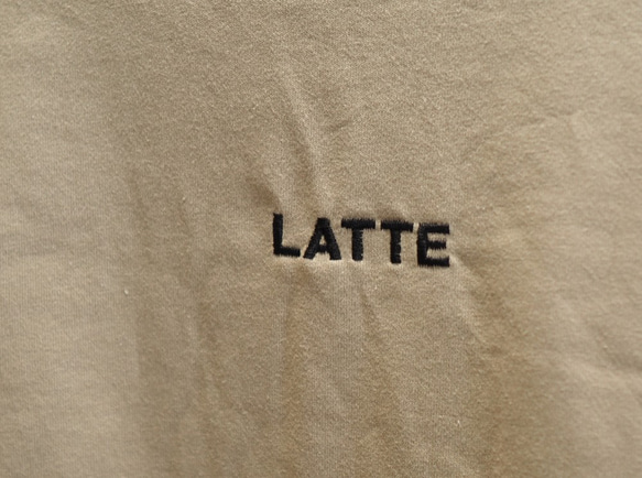 ビッグシルエット LATTE Tシャツ ２色展開 9枚目の画像