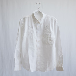 ミモザ刺繍 オックスフォード ボタンダウンシャツ （ホワイト） 2枚目の画像