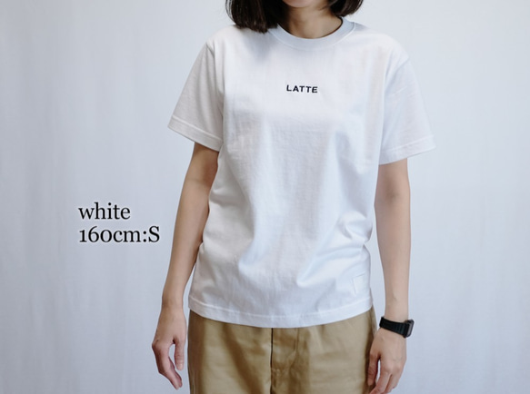 【人気NO.1】Tシャツ カフェラテ （ホワイト・バニラホワイト / 黒刺繍） 2枚目の画像