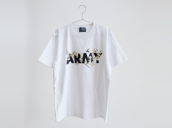 Tシャツ ARMY-PLUM （ホワイト） 2枚目の画像