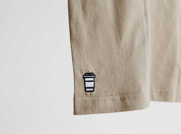 【リピート人気NO.1】大人シンプルなカフェラテTシャツ （サンドカーキ） 8枚目の画像