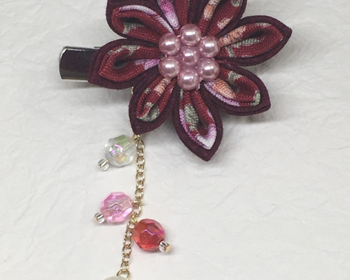 つまみ細工2wayブローチ（二重剣つまみ赤系花） ブローチ pica 通販