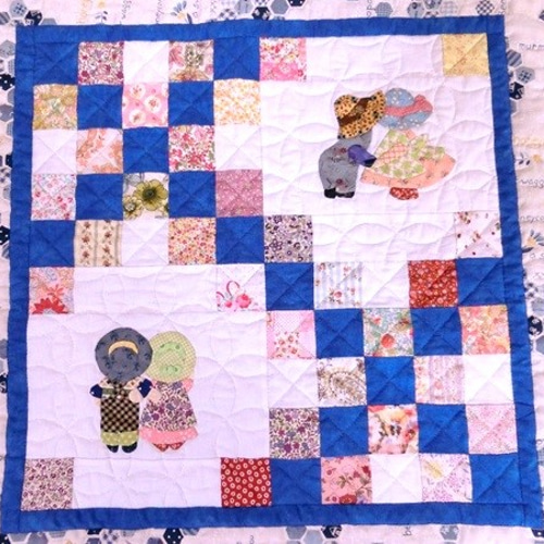 ☆パッチワークキルト☆ スーとビリーの散歩道 タペストリー・壁掛け