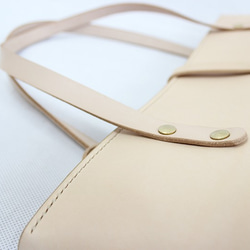 LANSUI DESIGN 名入れ対応 ヌメ革手作り手縫い トートバッグ ファスナー付き 10枚目の画像