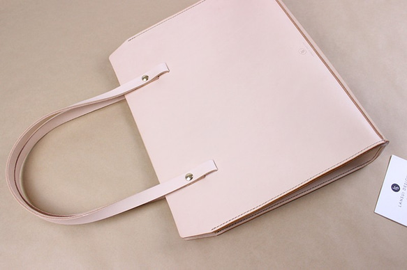 JAPAN LANSUI DESIGN 名入れ対応 ヌメ革手作り手縫い ハンドバッグ 6枚目の画像