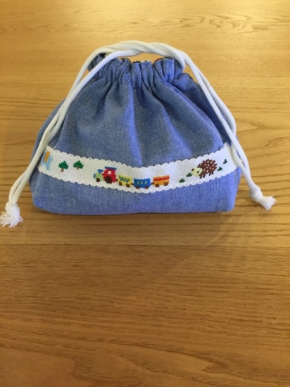 S (*・ω・)ノ　手刺繍　体操着袋　お弁当袋　スカラップティッシュケース S (*・ω・)ノ 手刺繍 体操着袋 お弁当袋 スカラップティッシュ