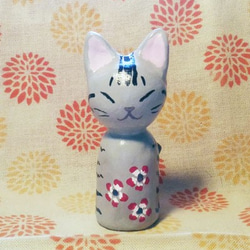 貓小木偶 Cat Kokeshi Doll (tabby) 第1張的照片